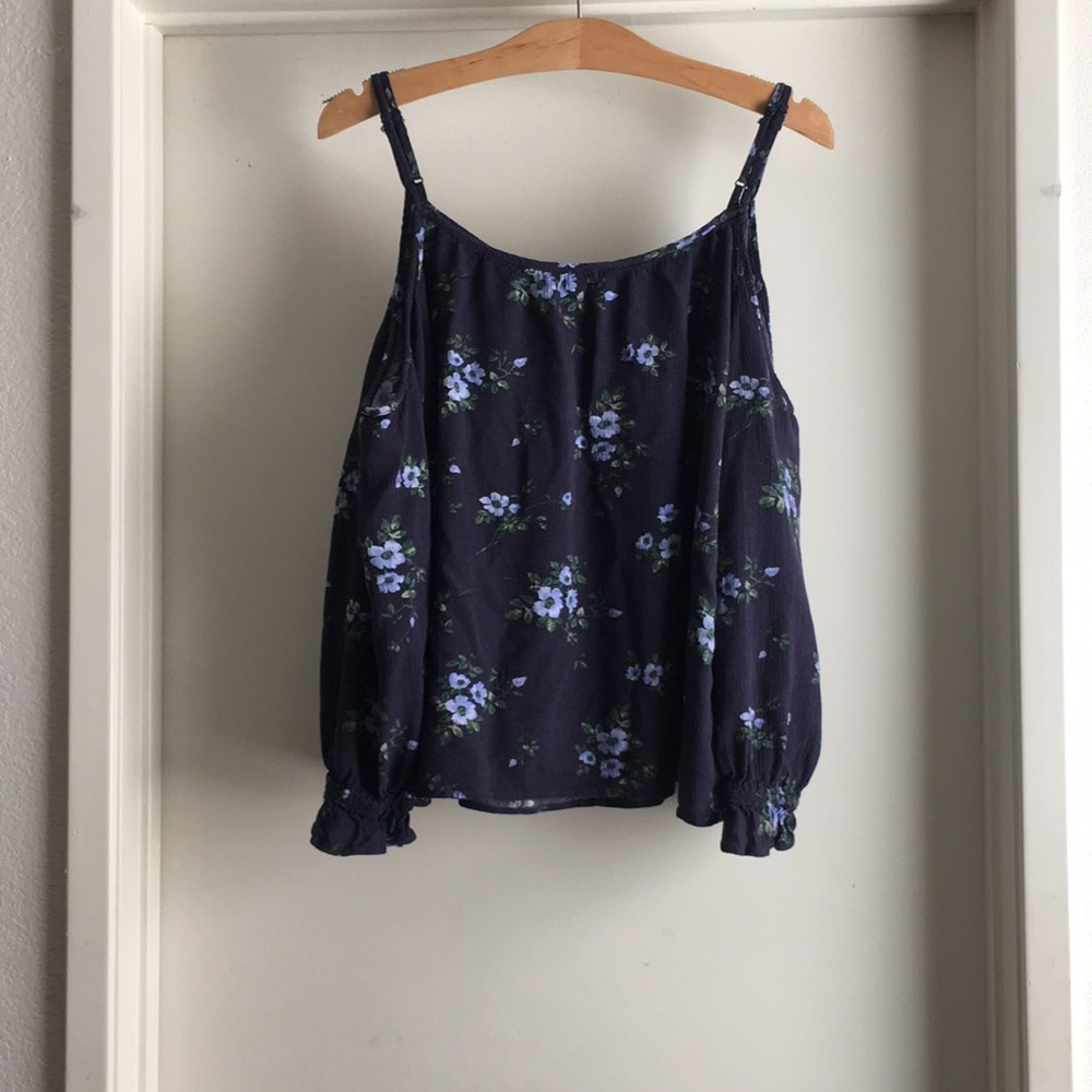 Blouse - Picture 2 of 3